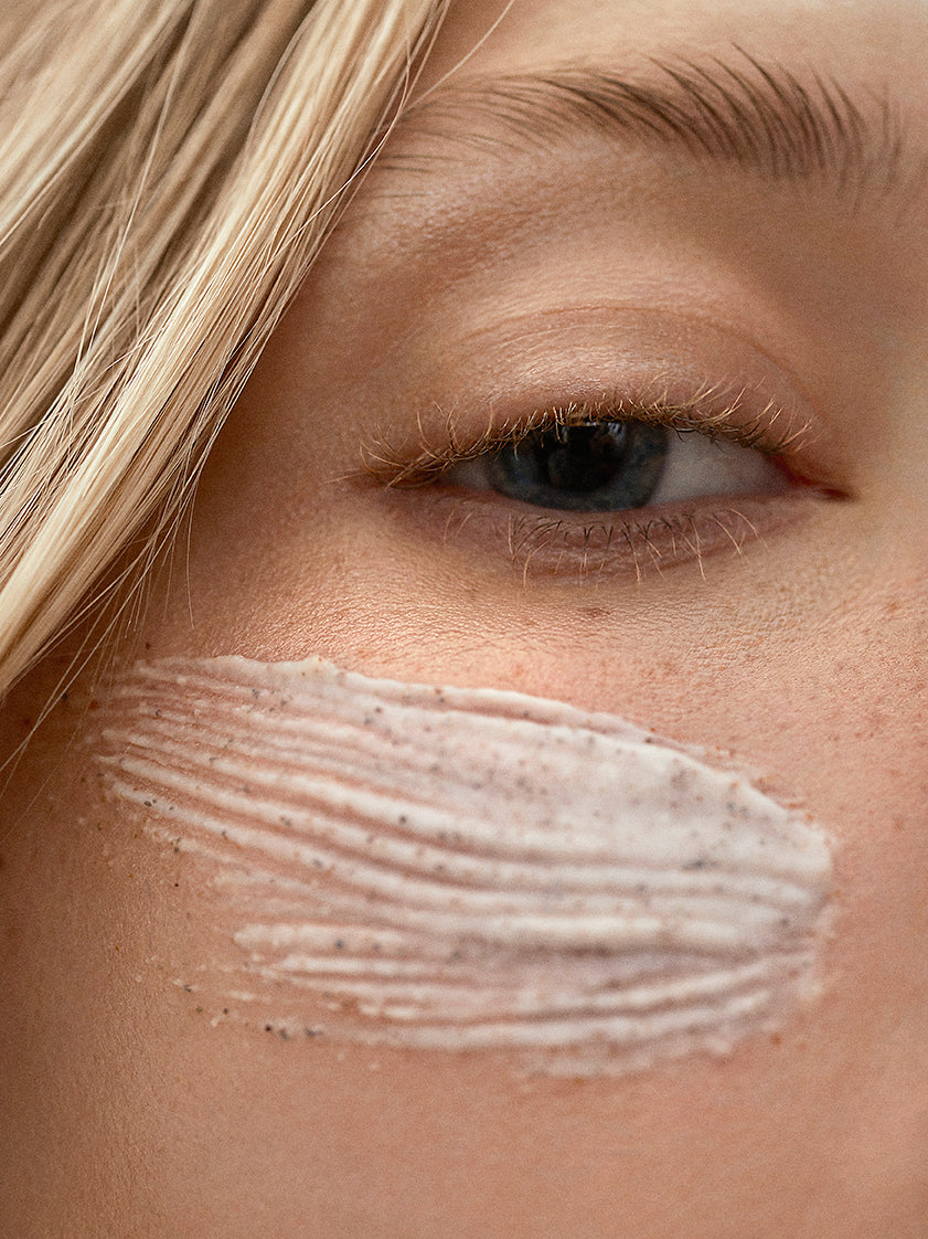 DEEP CLEANSING SCRUB